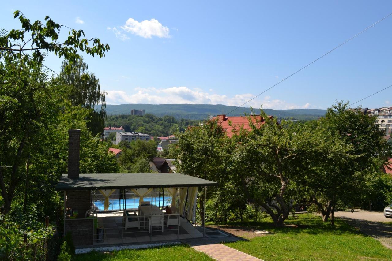 Guest House At Lesya Ukrainka 트루스카베츠 외부 사진
